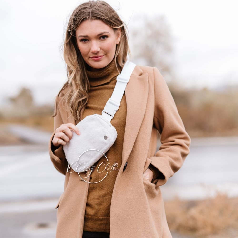 Sherpa Shoulder Sling Belt Bag